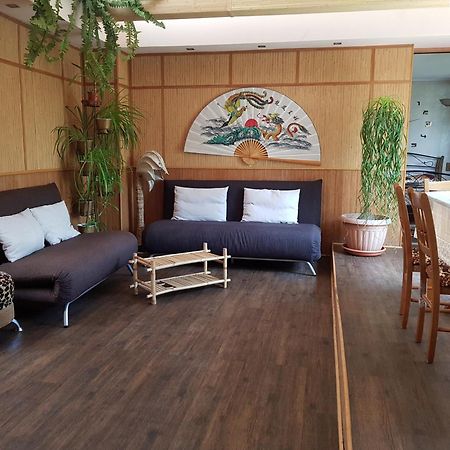 Riviera Apartments - Уединенный Отдых У Моря Odessa Exterior foto