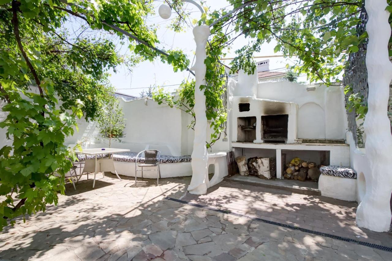Riviera Apartments - Уединенный Отдых У Моря Odessa Exterior foto