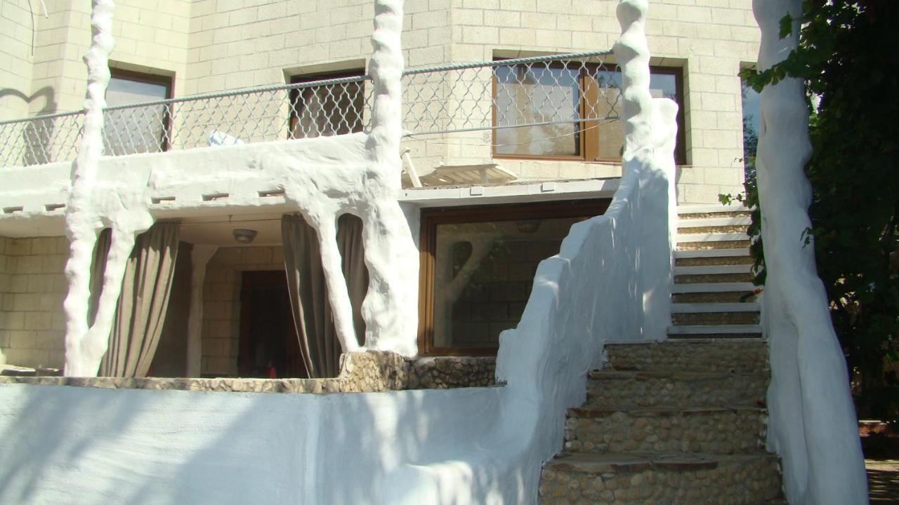 Riviera Apartments - Уединенный Отдых У Моря Odessa Exterior foto